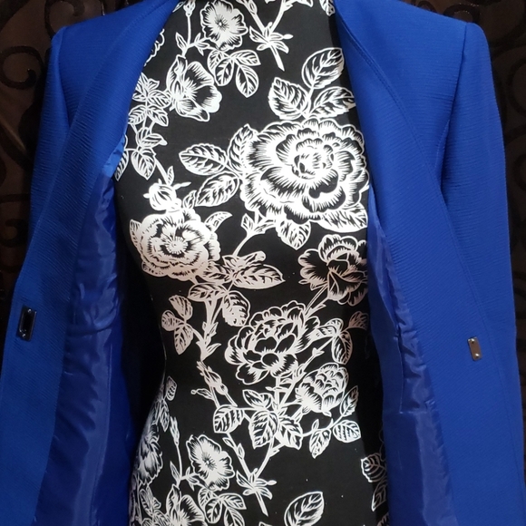 Tahari ASL Women's Petite Turn-Lock Blazer - Picture 5 of 8